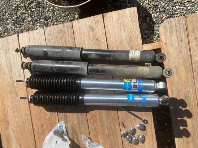 E402E4CA-BEB5-4A09-9A97-DA1E8A2F6B61.jpg