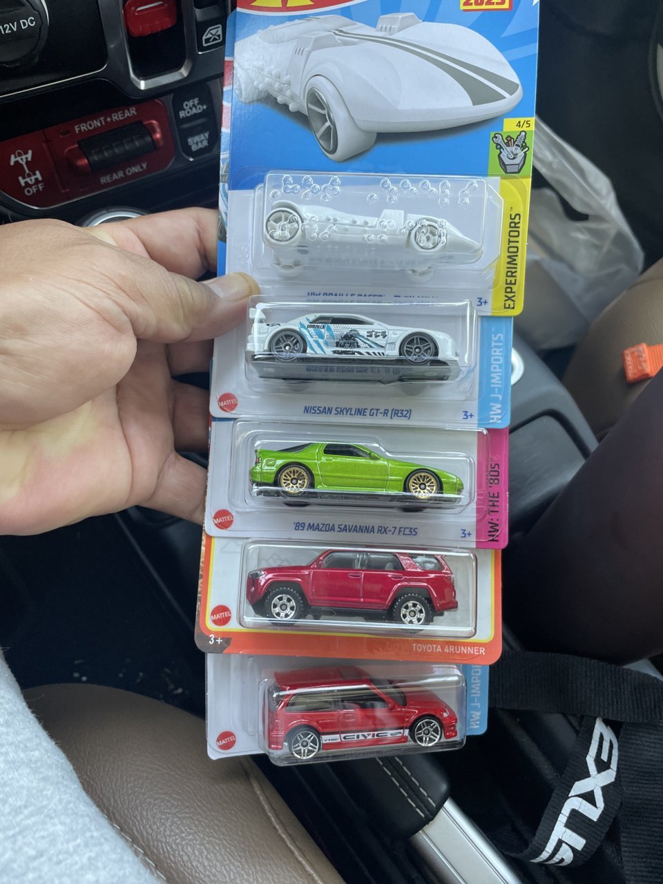 E5D9BB22-E545-4B3E-9C79-98E07CC1BB92.jpg