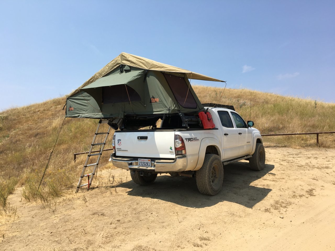 Camper shell and Tonneau opinions? | Tacoma World