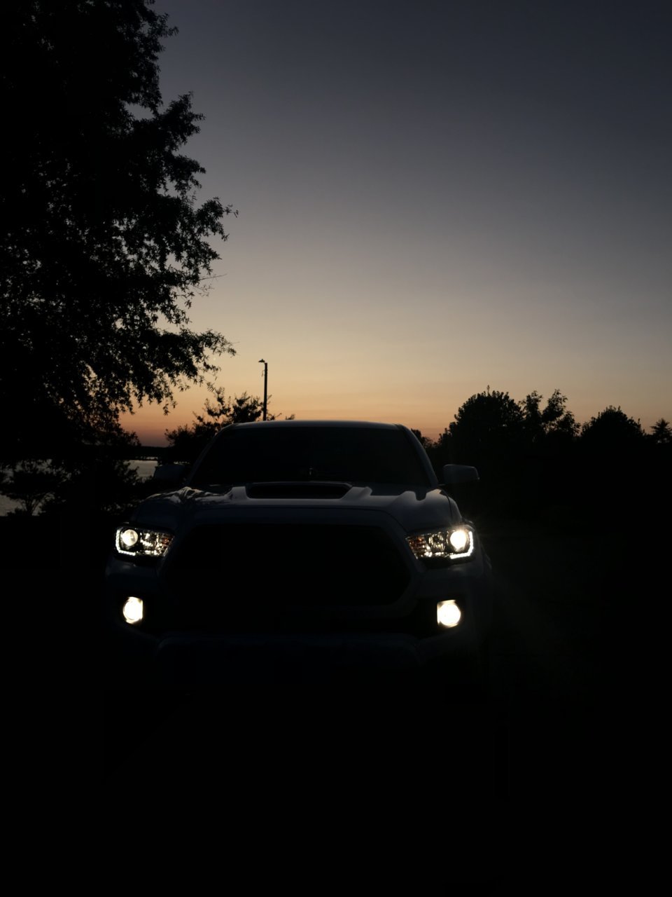 E88AB40E-35C2-407E-8733-E945FB7CBA9D.jpg