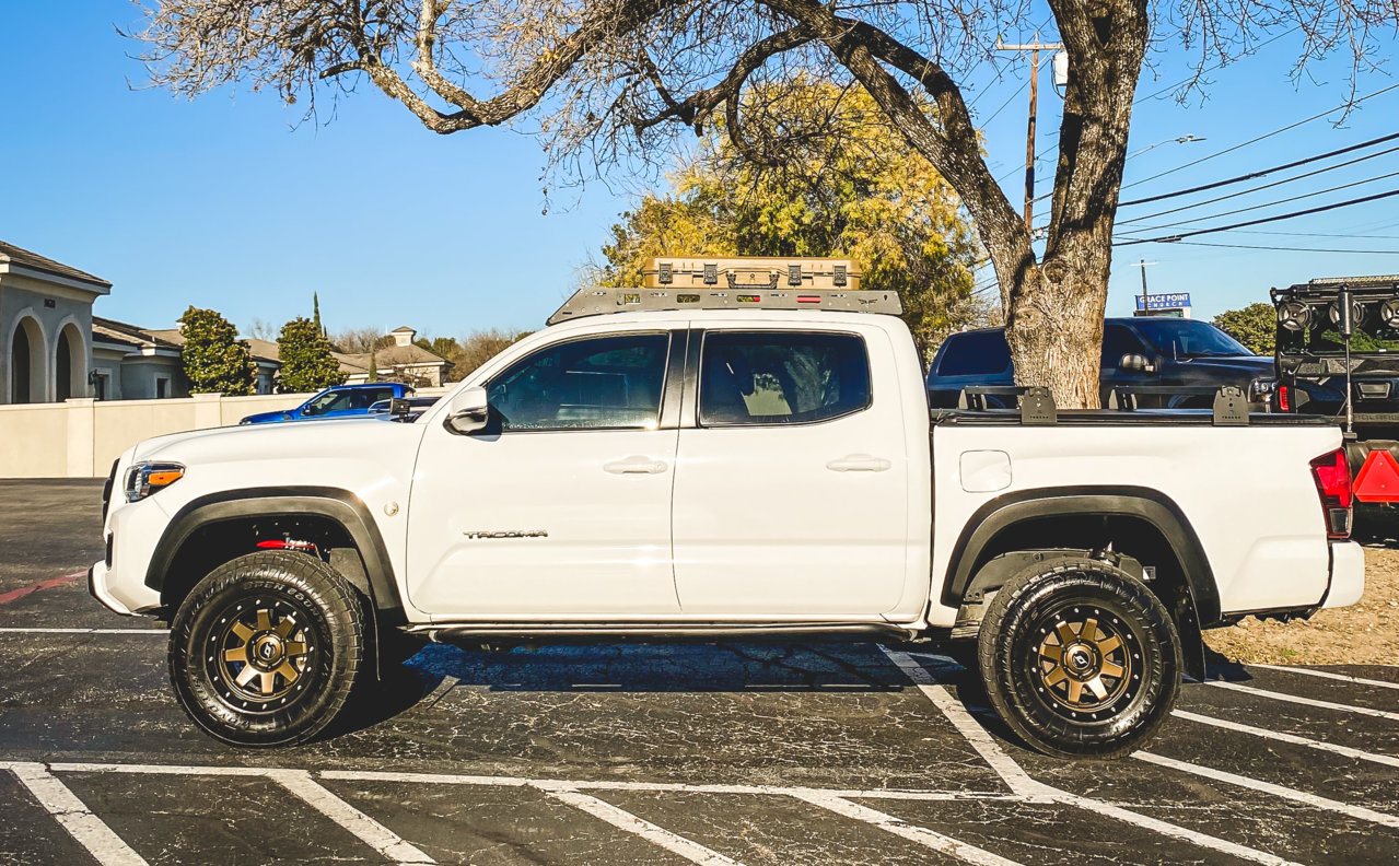 EA7256CC-2017-4BDE-8F89-2B3370BDFBA3.jpg