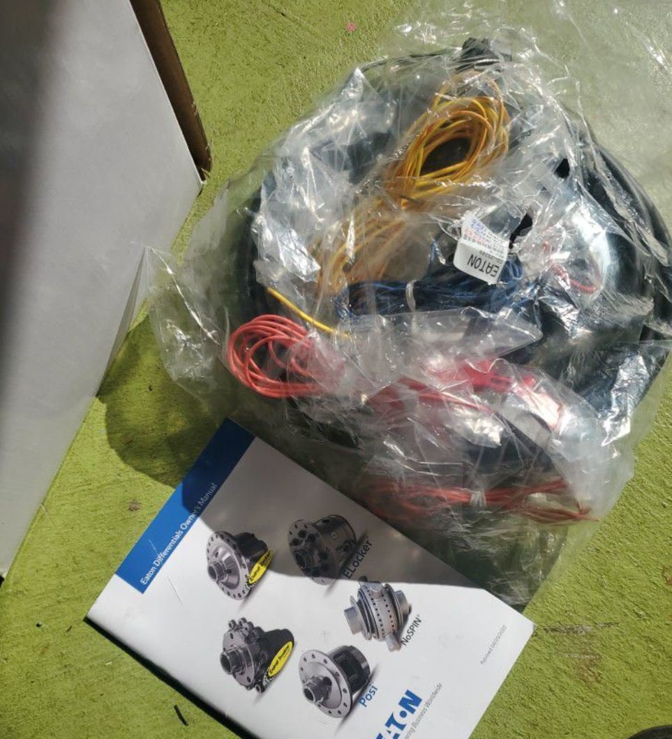 Eaton E locker 2.jpg