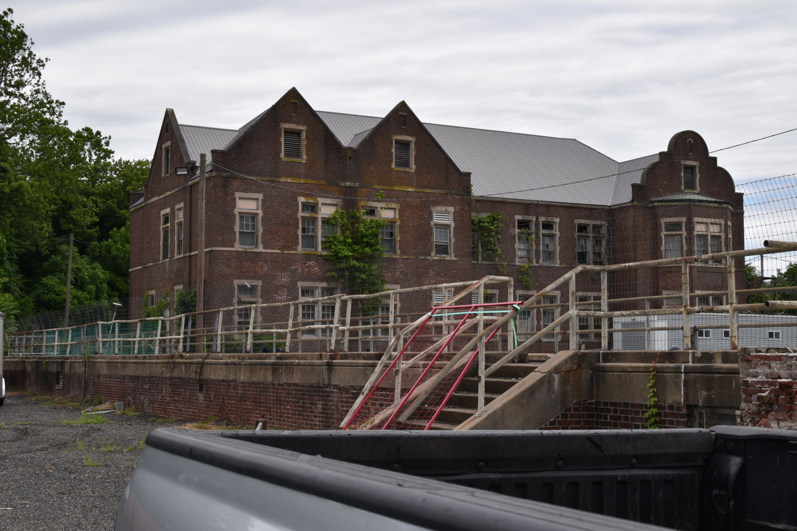 EB1_0107.jpg