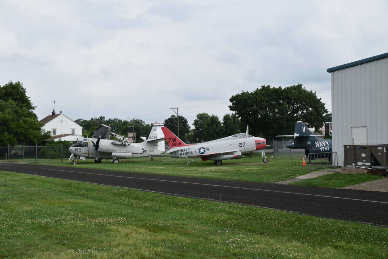 EB1_0142.jpg