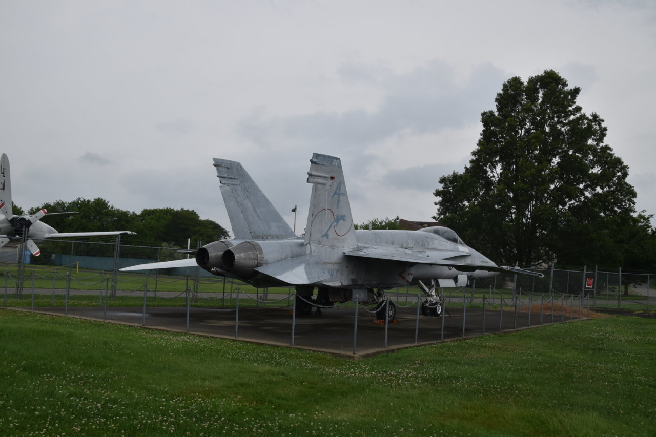 EB1_0143.jpg