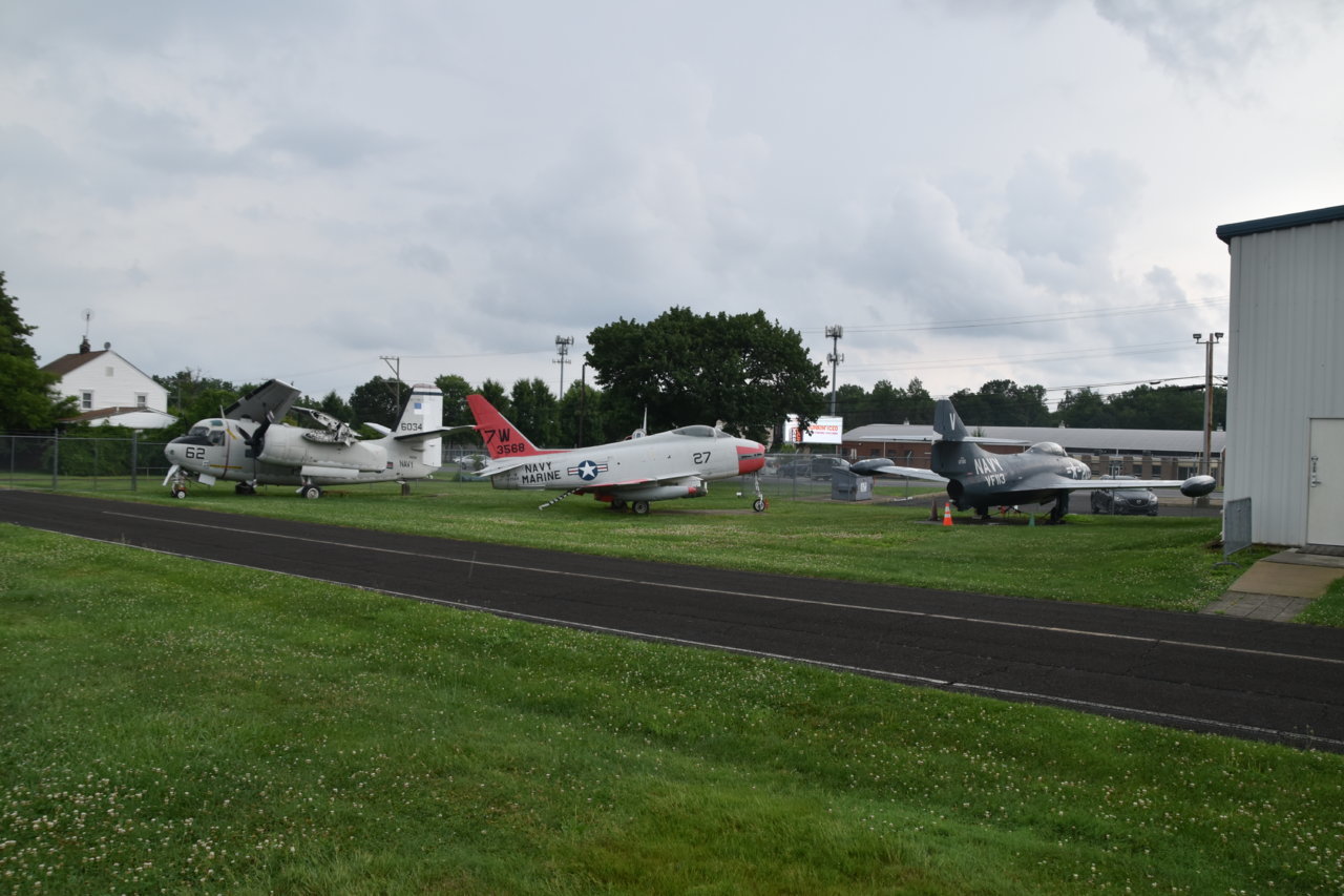 EB1_0145.jpg