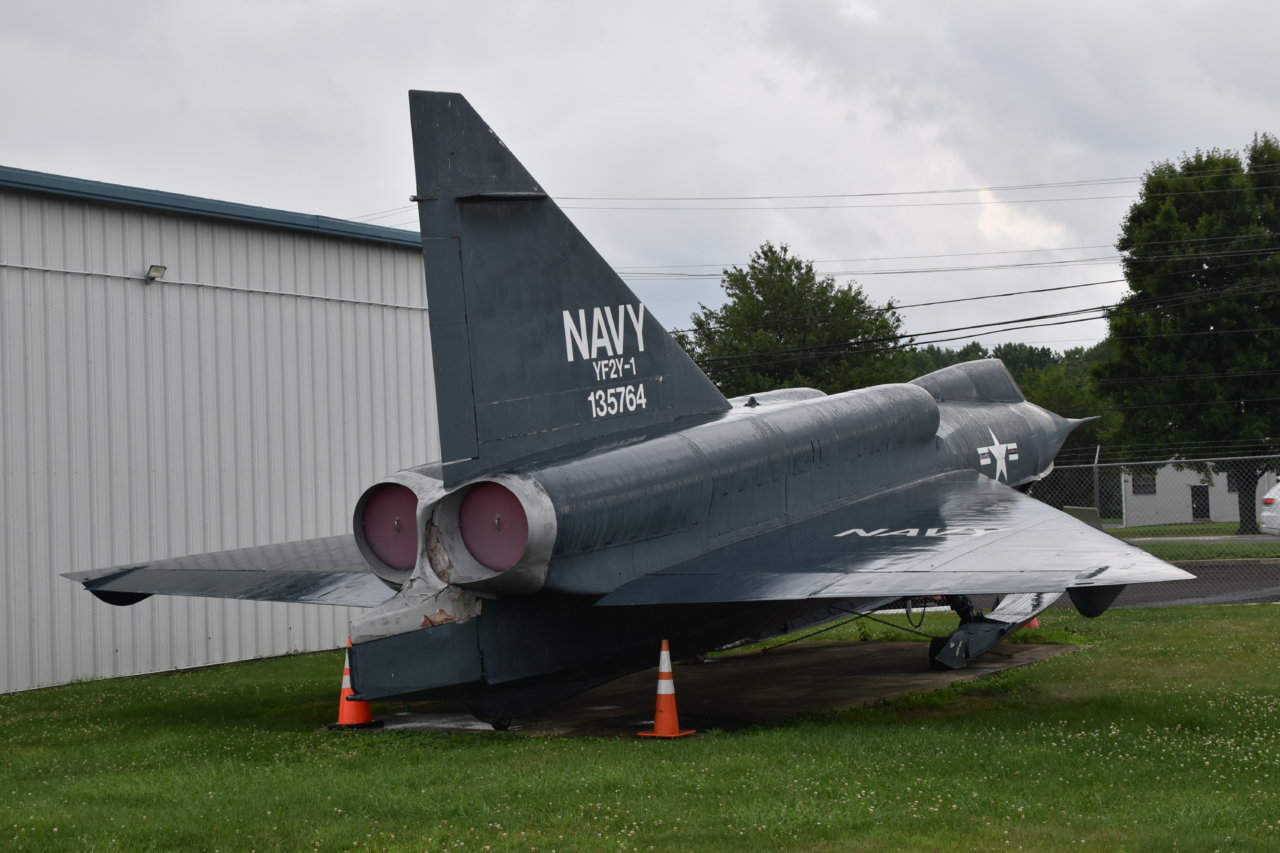 EB1_0168.jpg