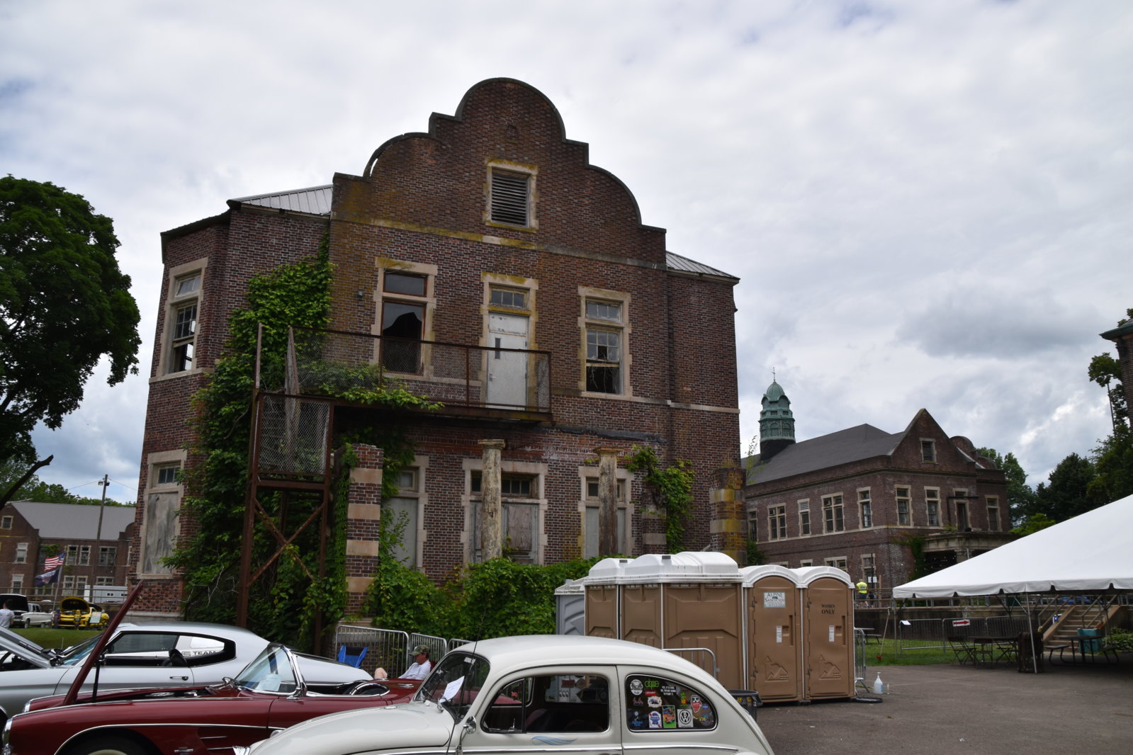 EB1_0379.jpg