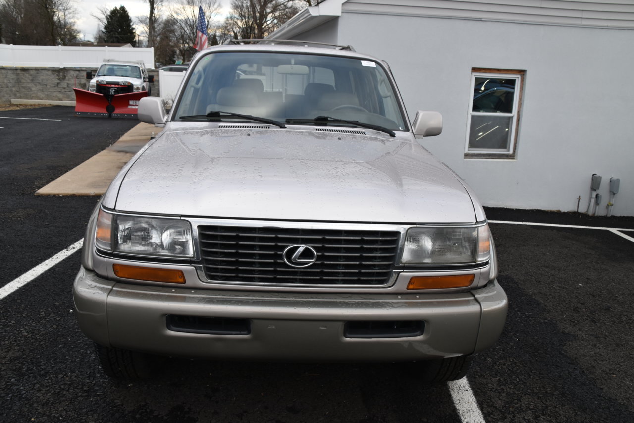 EB1_0448.jpg