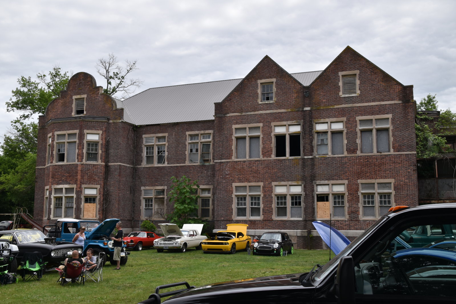 EB1_0468.jpg