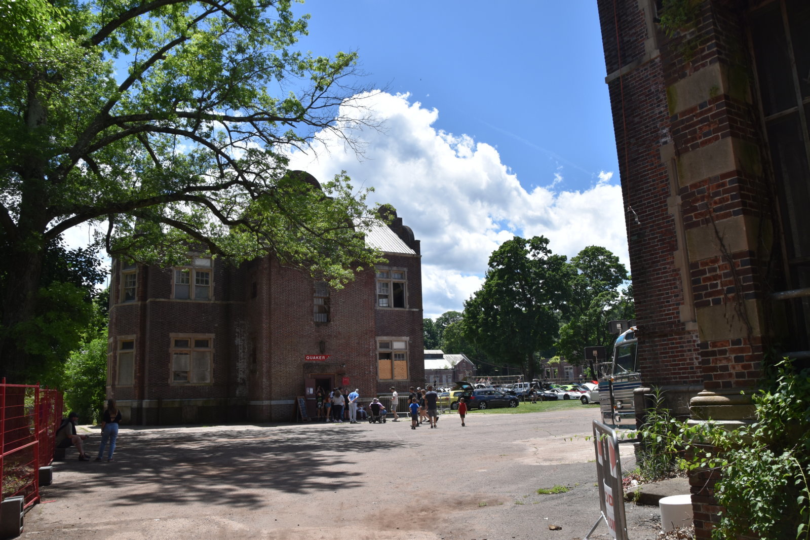 EB1_0747.jpg