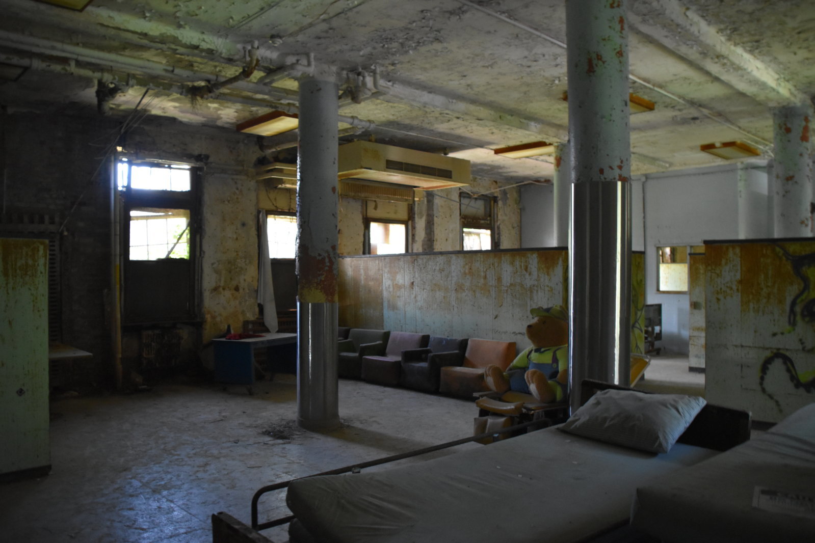EB1_0844.jpg