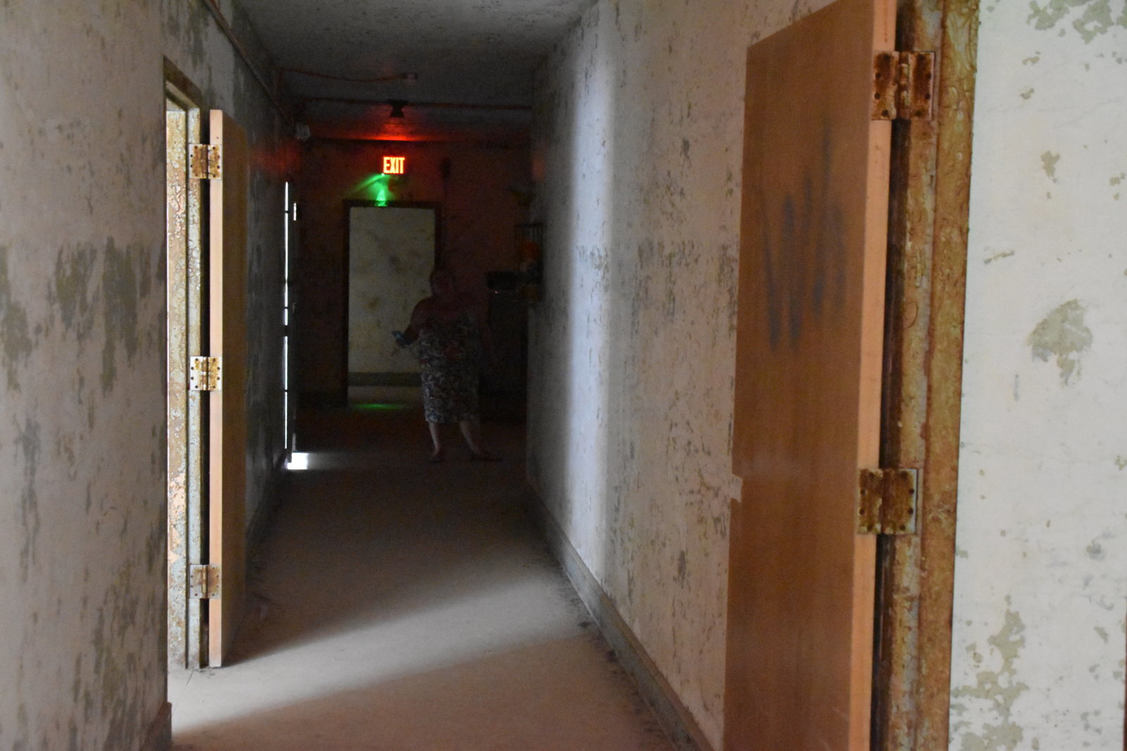 EB1_0914.jpg