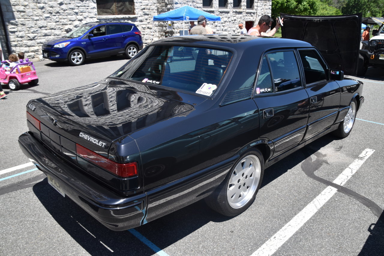 EB1_1374.jpg
