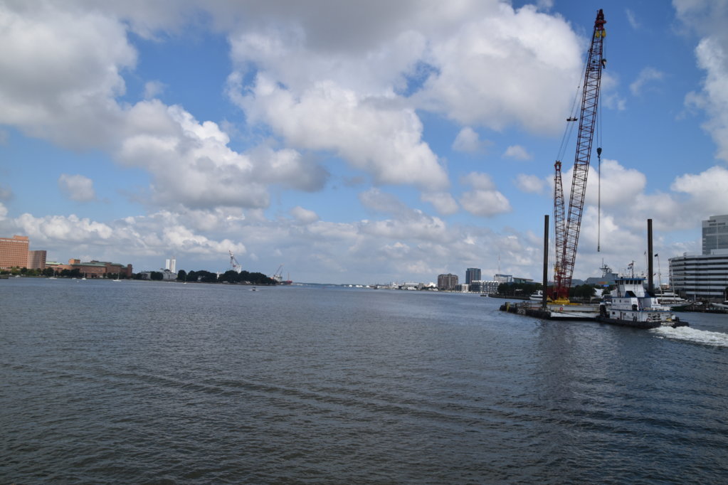EB1_1400.jpg