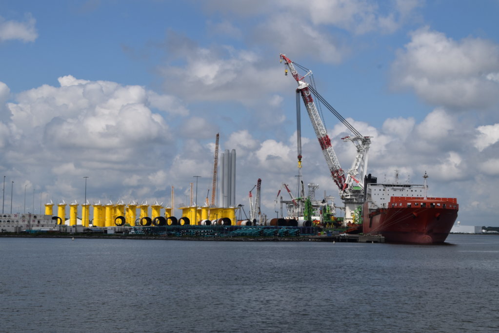EB1_1456.jpg