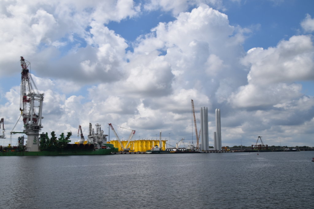 EB1_1480.jpg