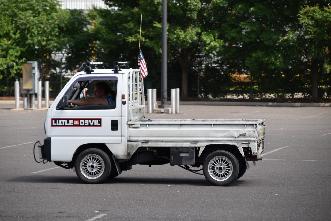 EB1_1718.jpg