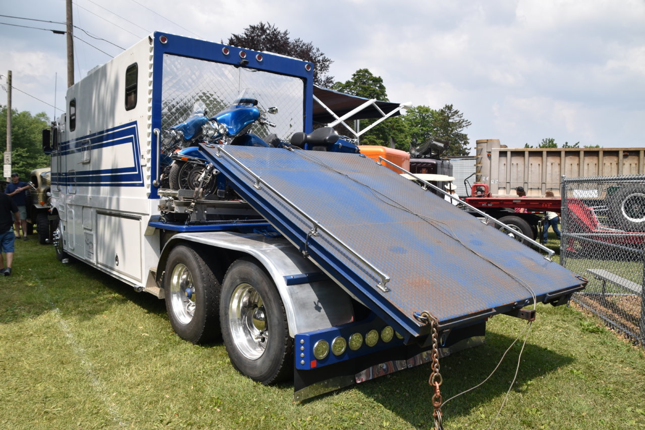 EB1_2200.jpg