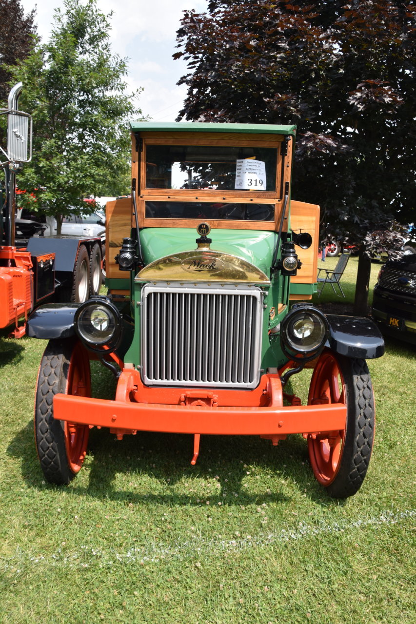 EB1_2206.jpg
