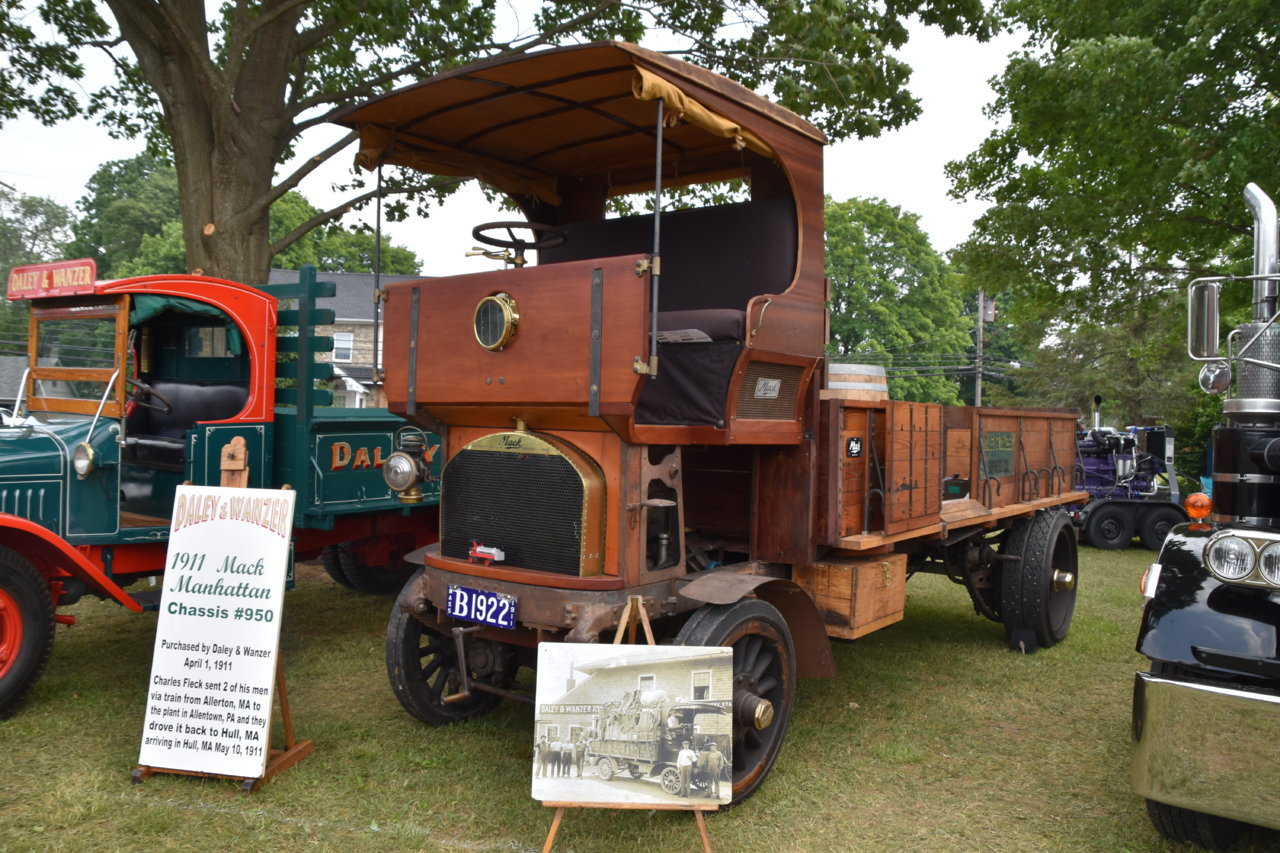 EB1_3853.jpg