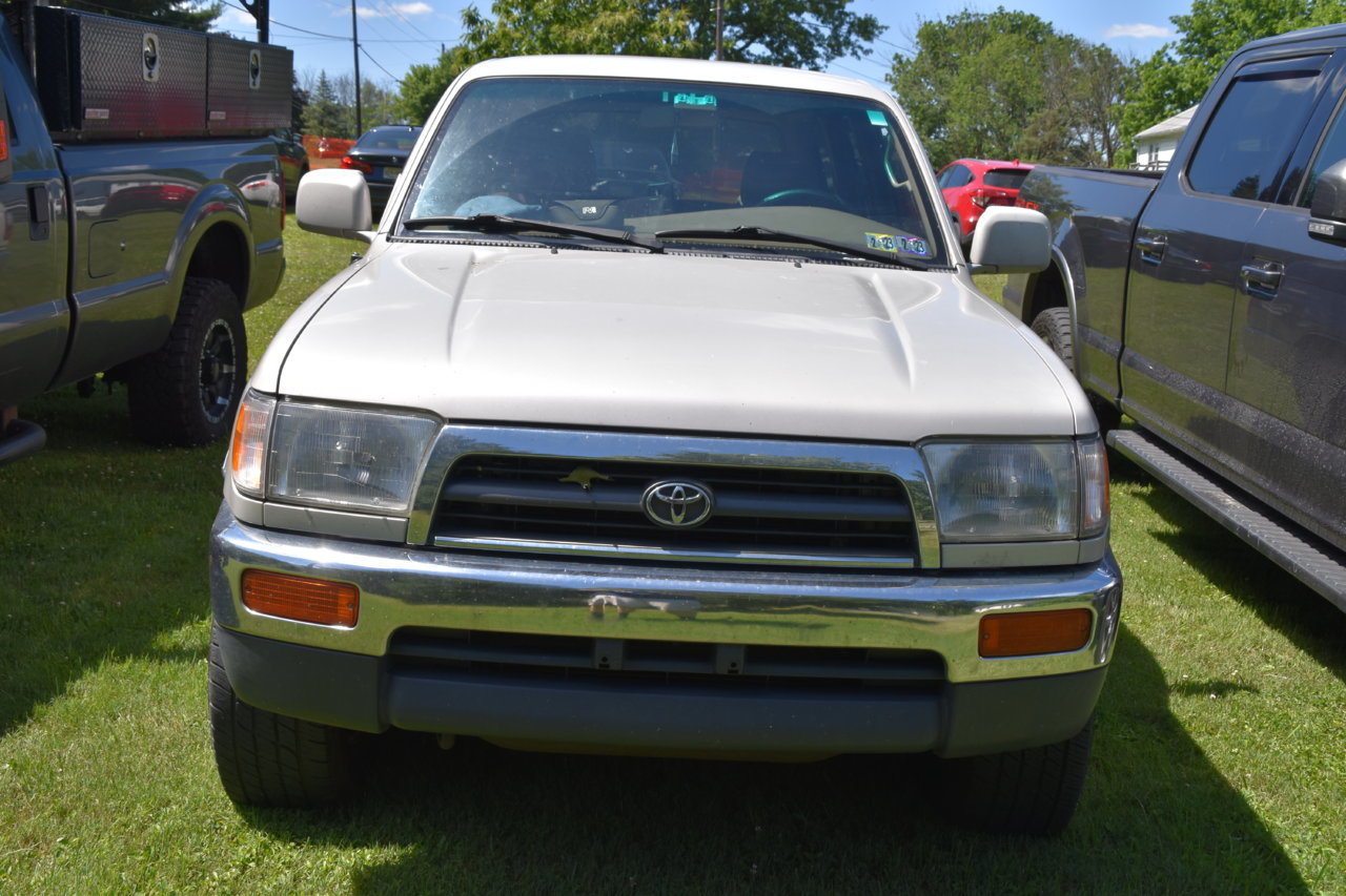 EB1_4020.jpg