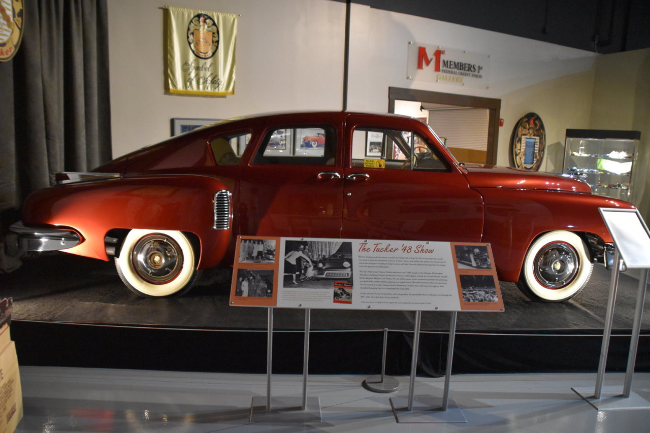 EB1_4612.jpg