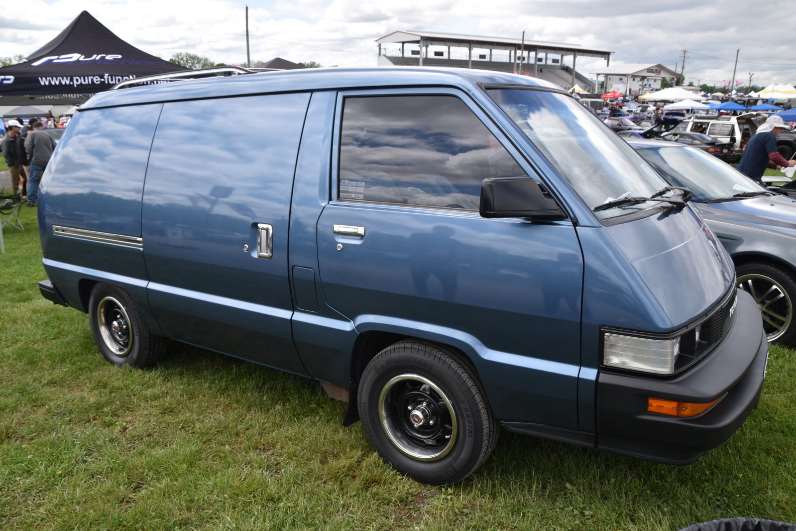 EB1_4677.jpg