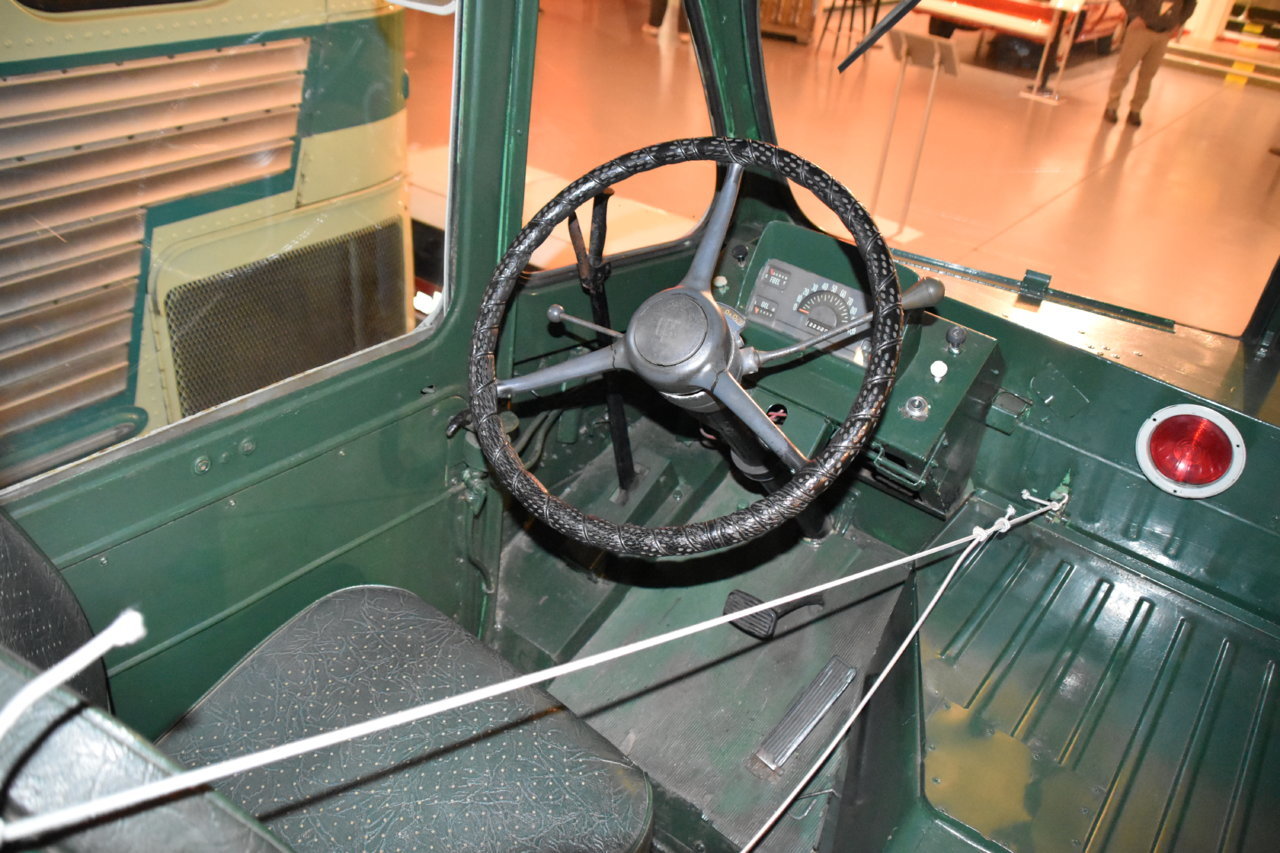 EB1_4682.jpg