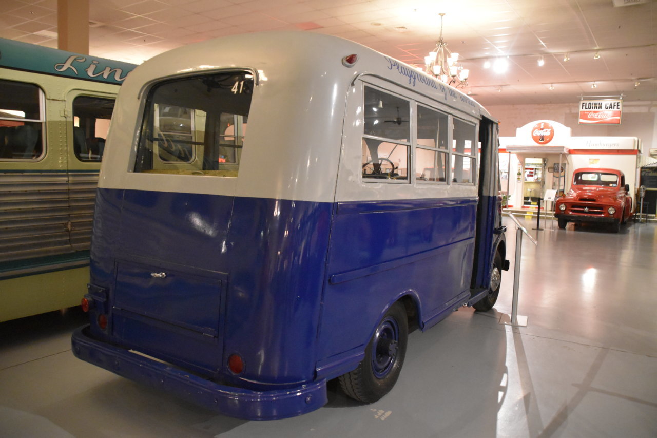 EB1_4689.jpg