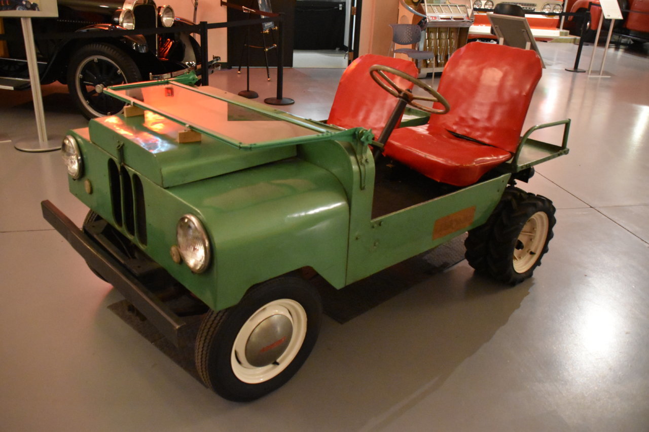 EB1_4706.jpg