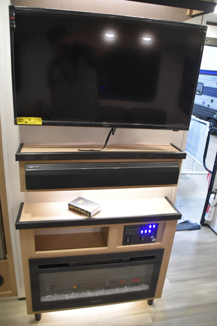 EB1_5288.jpg