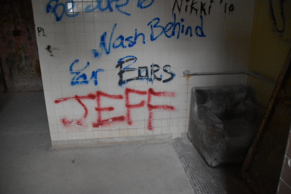 EB1_5299.jpg