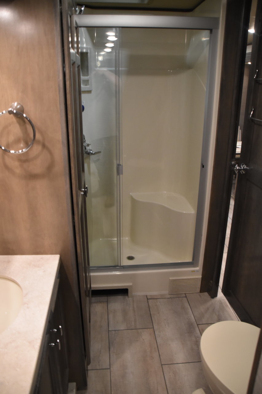 EB1_5400.jpg