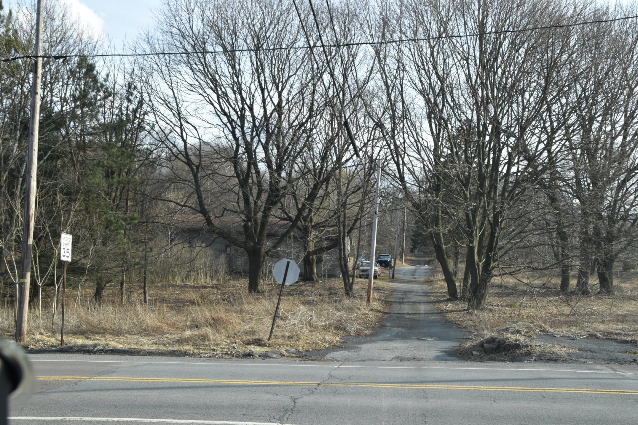EB1_7027.jpg
