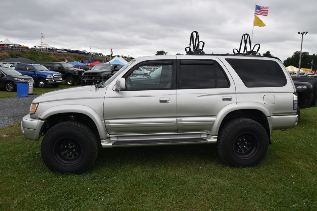 EB1_7184.jpg