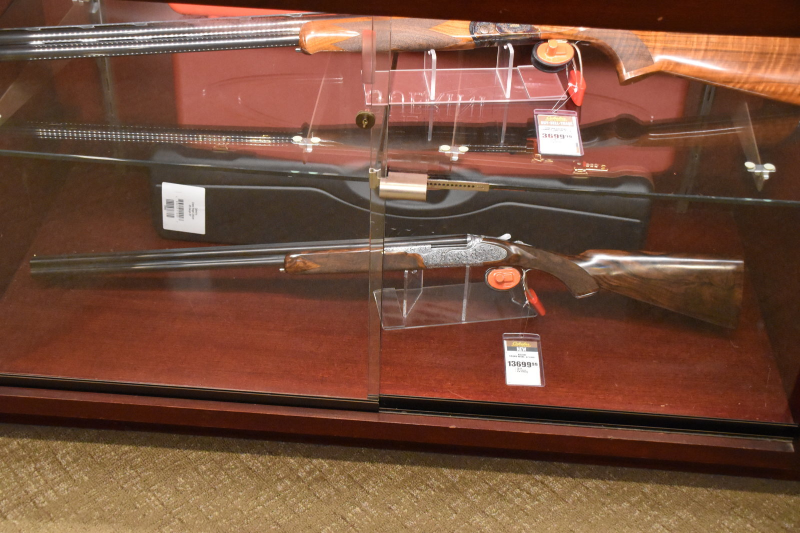 EB1_7244.jpg