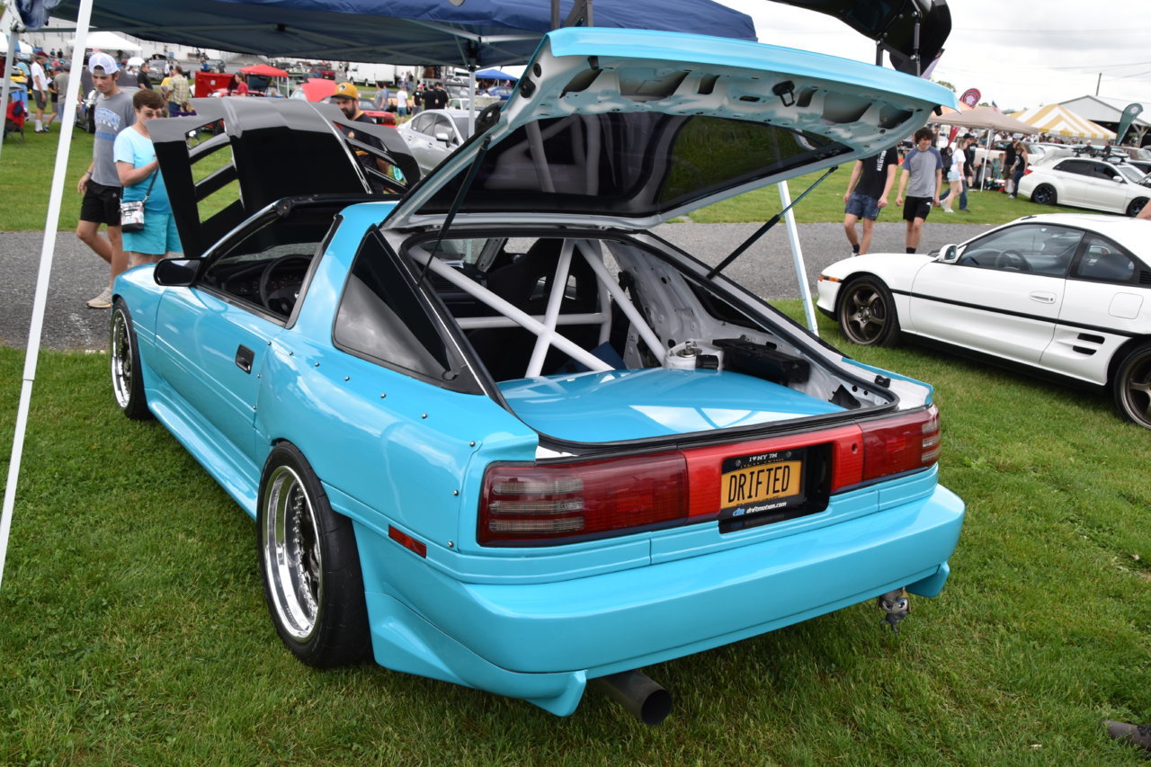 EB1_7472.jpg