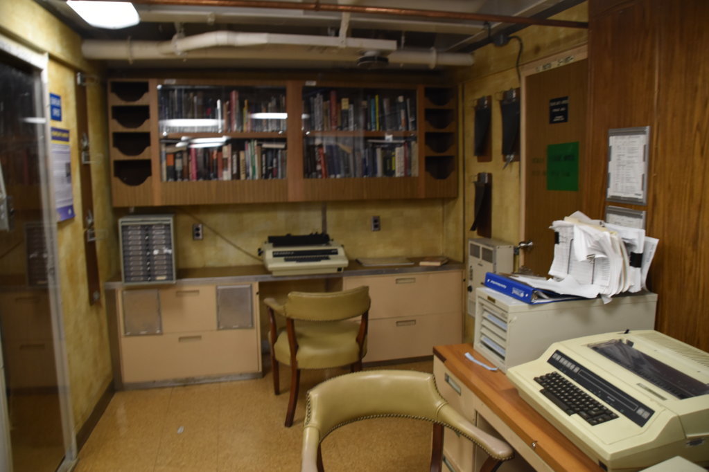 EB1_9700.jpg