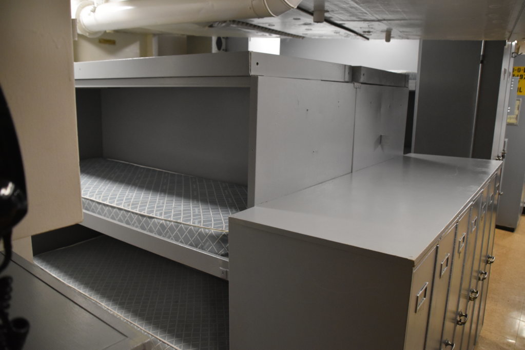 EB1_9710.jpg