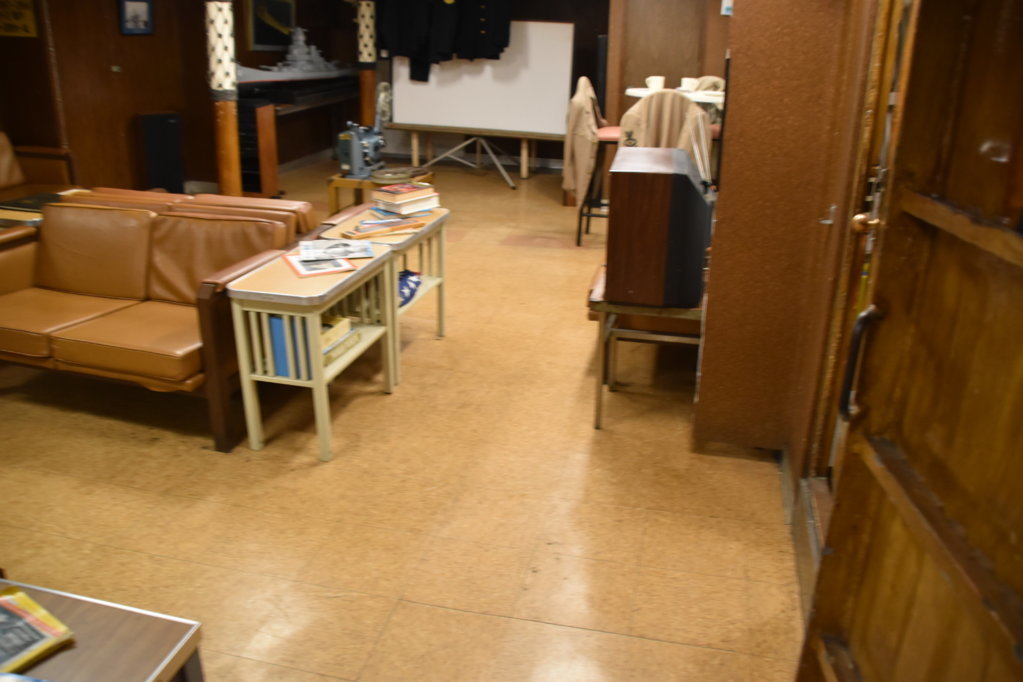 EB1_9715.jpg