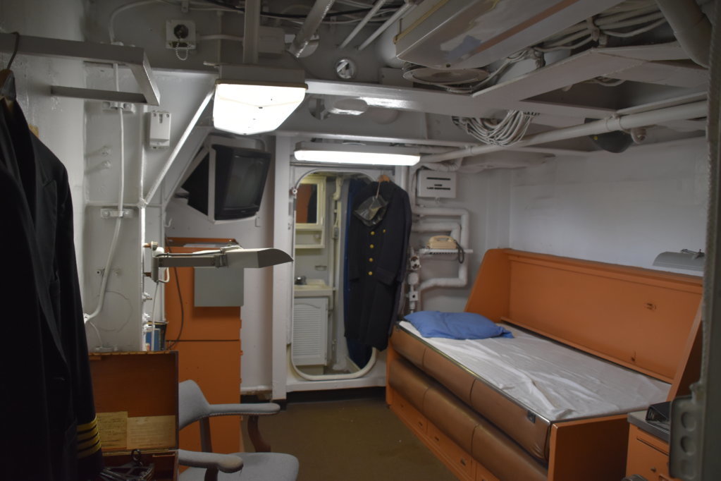 EB1_9807.jpg