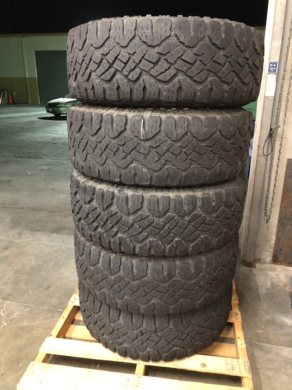 EBF37DD1-9A9A-4932-8BF3-27A7A296F35E.jpg
