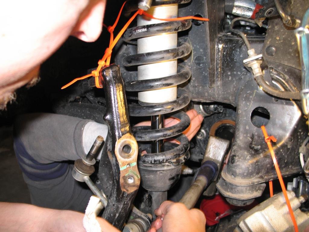 ECGSBearing16-DrivingNewBearingin_2a4f64ea97c6982b78a2b4dce4de415408b195c2.jpg
