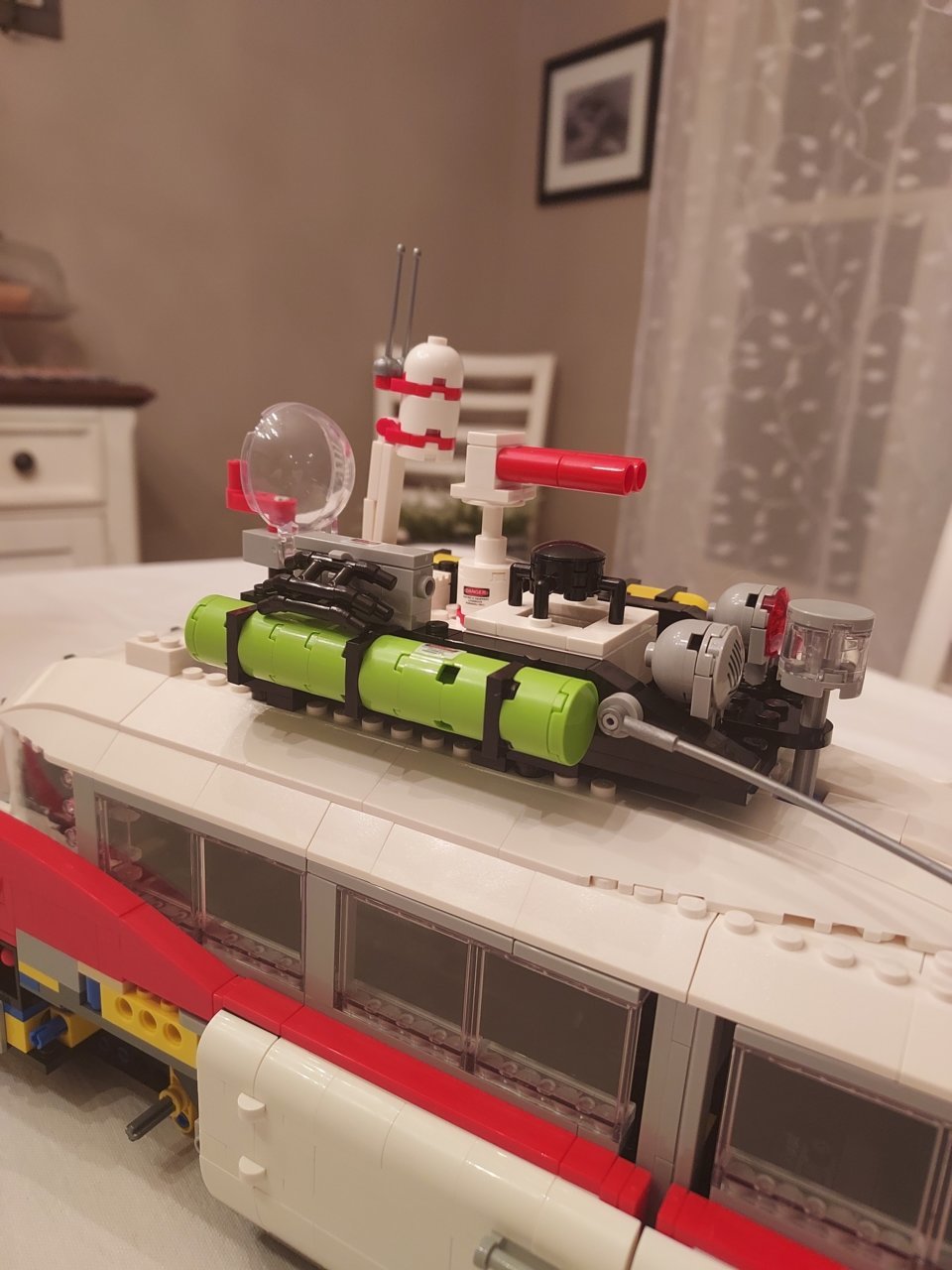 ecto2.jpg