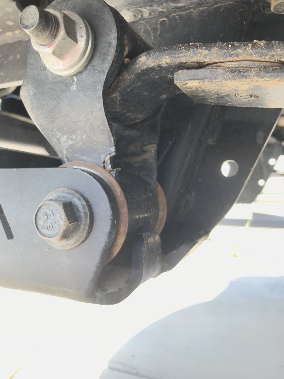 Kartek Off-Road Drop Shackle Mounts