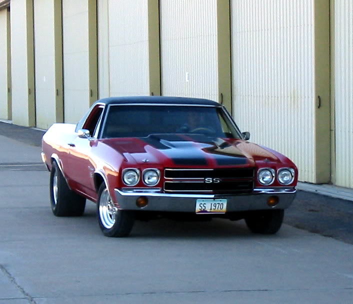 elky20stance_80206b9358cd37af7bac64736fdb50d2dfaa4e9d.jpg