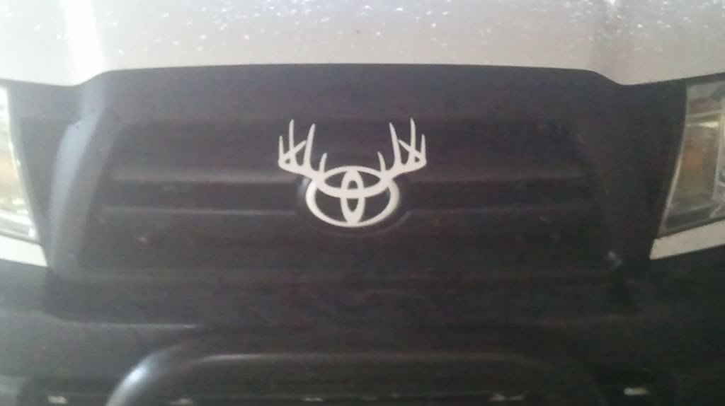 emblem1_5fcb8b16903c2334f942676b2ecf8aa4998edf58.jpg