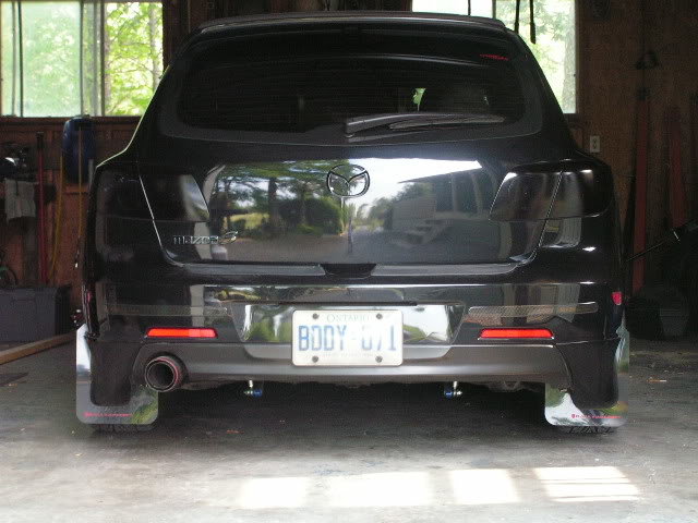 emblems_shadow_rear_a2d2da95dd24e34397fe77ef15d0b62cb9781670.jpg