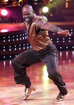 EmmittDancing2_2c76fcdd1b18c26c5f8dc5d7e0154523e56ae727.jpg